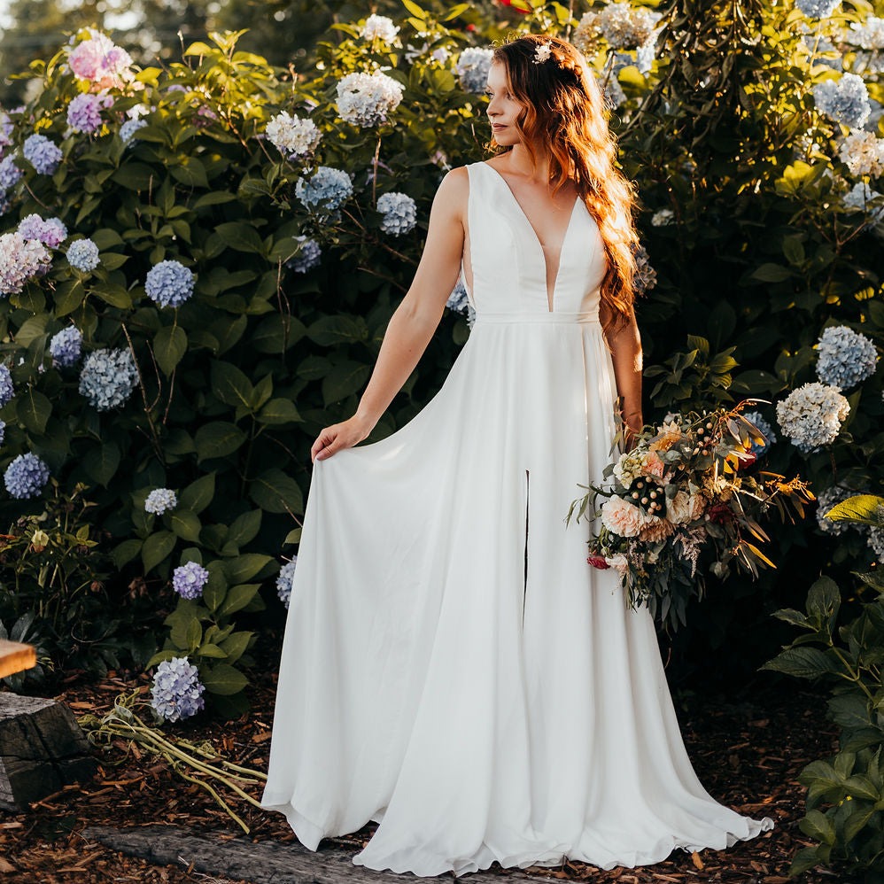 Queen Bella | Queen Bridal | Boho Bridal Dresses Ivory / 12 Queen Bella | Queen Bridal | Boho Bridal Dresses Ivory / 12