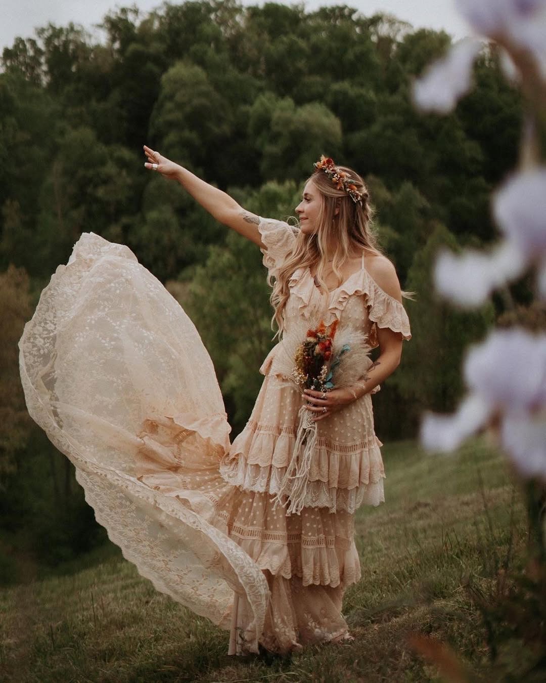 Queen Holly Queen Bridal Boho Wedding Dresses – QUEEN BRIDAL