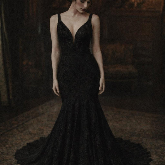 QUEEN BRITTANY - BLACK