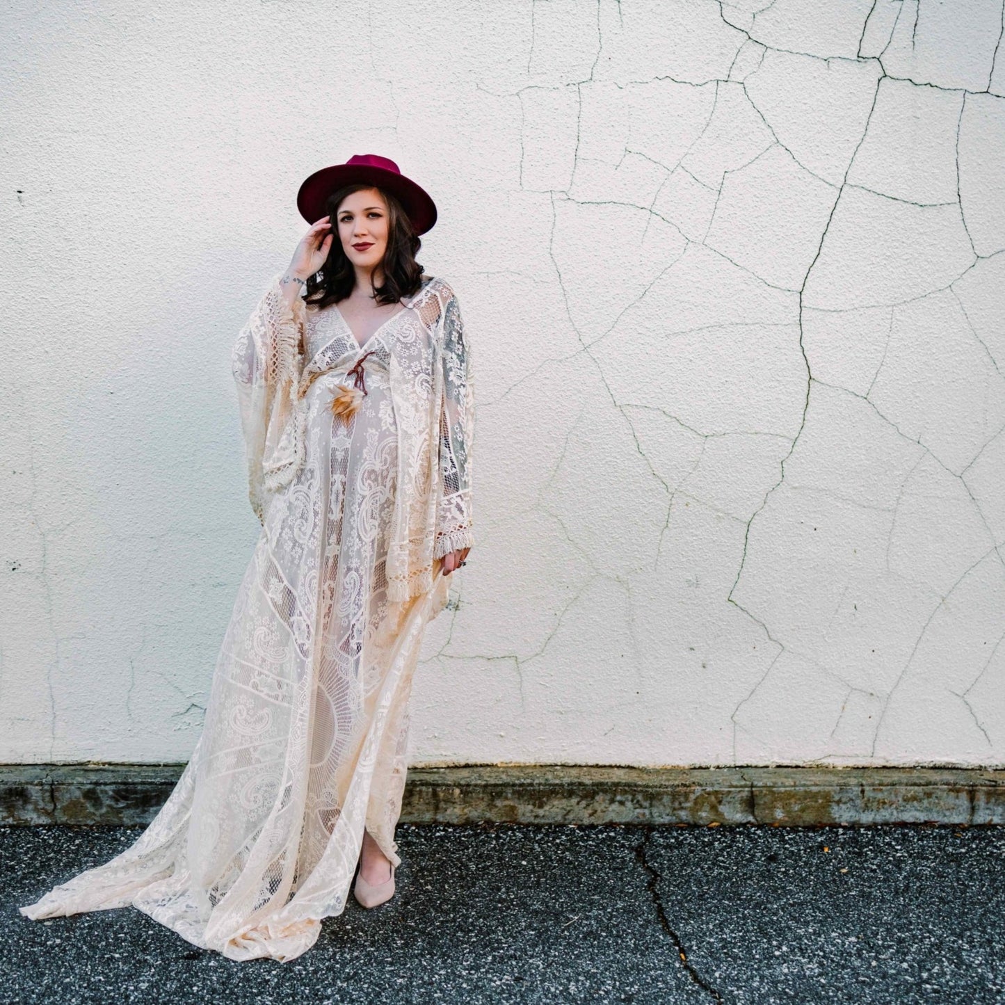*Rental* V-neck Sunshine Lace Photography Gown
