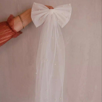 Pearl Veil Bow