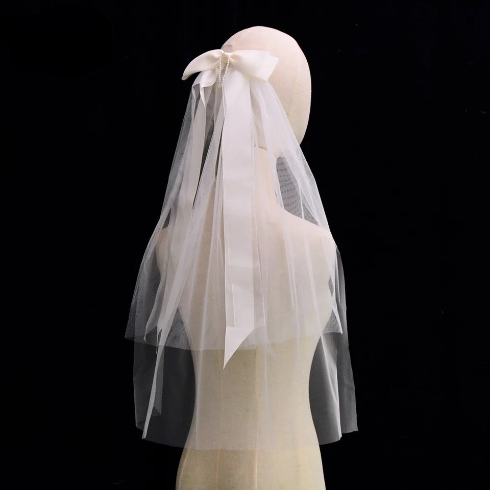 Ariana Bow Veil